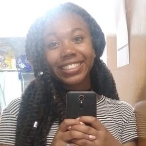 Meet your Posher, Leah